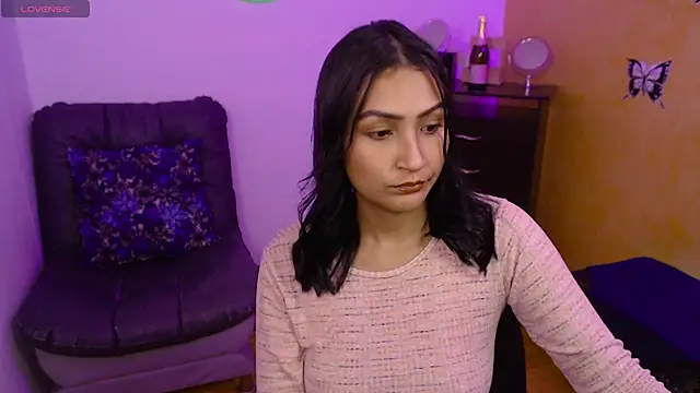 leah-666 online show from February 4, 1:59 pm