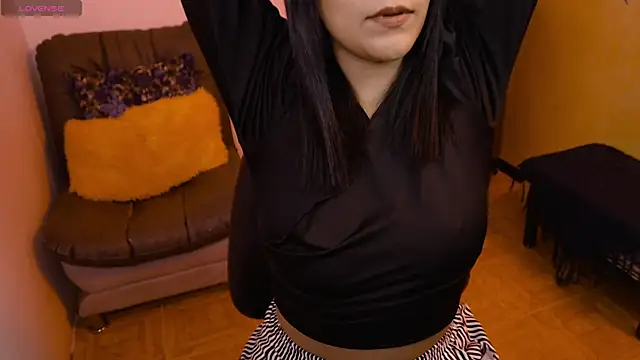 leah-666 online show from February 15, 2:11 pm