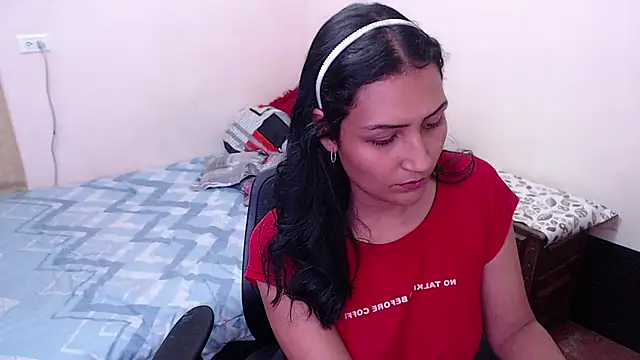 leah-666 online show from October 29, 7:37 pm