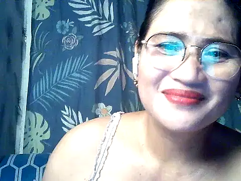 Amazing Angel22 online show from September 24, 6:33 pm