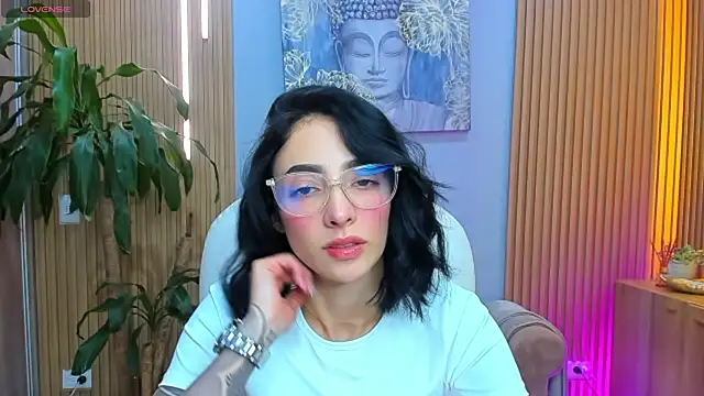 barbie scoth  online show from May 7, 8:36 pm