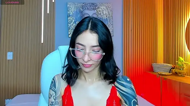 barbie scoth  online show from June 30, 11:17 pm