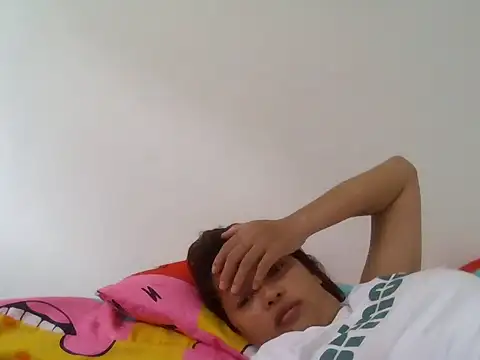 Snapshot of Silly_Girl21 chatting on August 2, 1:59 am Silly Girl21 online show from August 2, 1:59 am