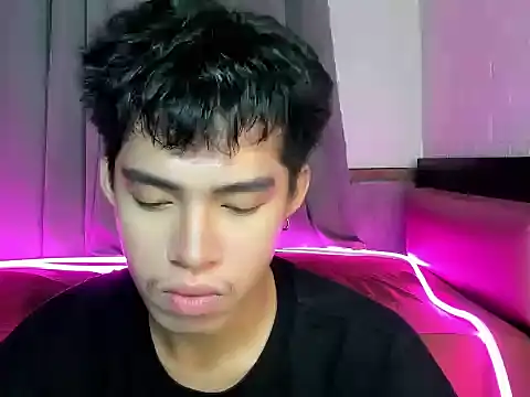 Lightjt04 online show from October 6, 7:44 pm