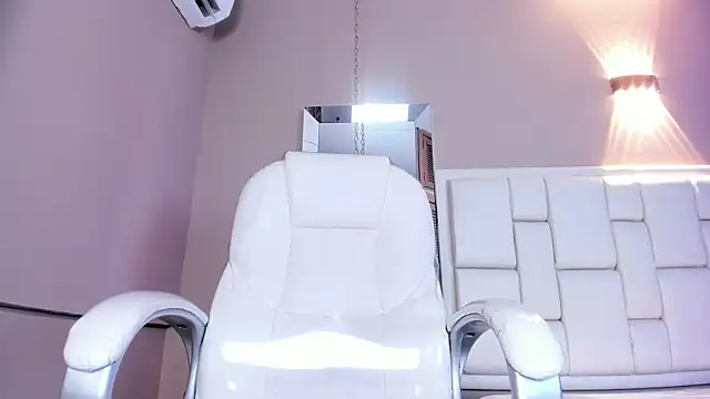  BunnyNaugthy online show from November 20, 12:05 pm