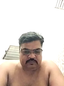 Desi Londa 143 online show from November 16, 5:40 pm