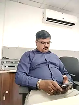 Desi Londa 143 online show from March 24, 9:03 am