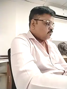 Desi Londa 143 online show from May 7, 4:12 pm