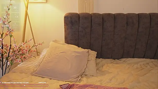 Snapshot of bunnycuteshy chatting on September 27, 2:11 pm bunnycuteshy online show from September 27, 2:11 pm