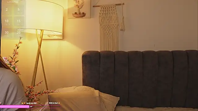 Snapshot of bunnycuteshy chatting on September 30, 2:33 pm bunnycuteshy online show from September 30, 2:33 pm