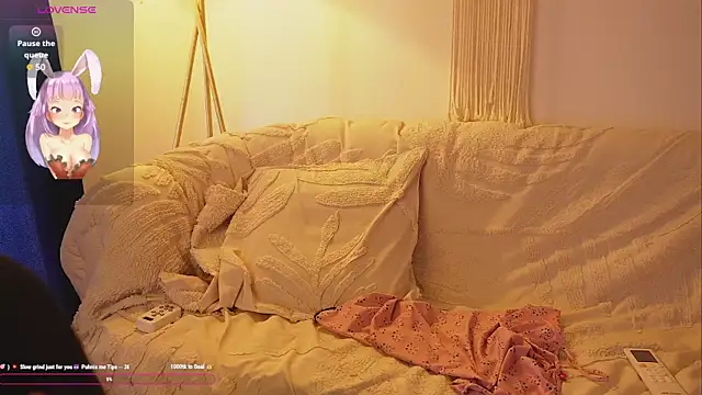 Snapshot of bunnycuteshy chatting on October 23, 2:49 pm bunnycuteshy online show from October 23, 2:49 pm