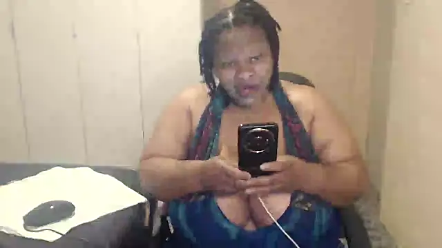 sweetnoziexx online show from October 20, 6:36 am