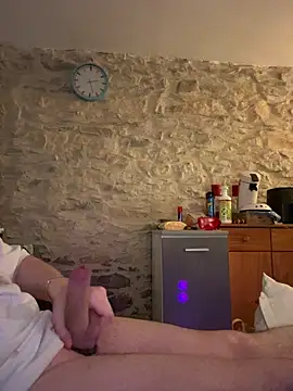 yann2392 online show from May 23, 5:06 pm