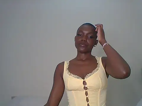 Snapshot of vanishadee chatting on February 7, 9:16 am vanishadee online show from February 7, 9:16 am