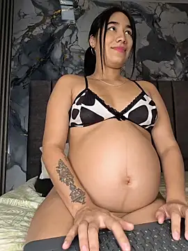 Snapshot of DANIK_STAR chatting on June 4, 1:50 pm DANIK STAR online show from June 4, 1:50 pm