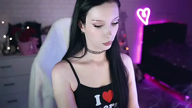 Snapshot of _Uindi_ chatting on February 23, 5:39 pm  Uindi  online show from February 23, 5:39 pm