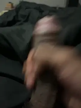 Snapshot of Uncut_Dicck chatting on April 6, 1:14 am Uncut Dicck online show from April 6, 1:14 am