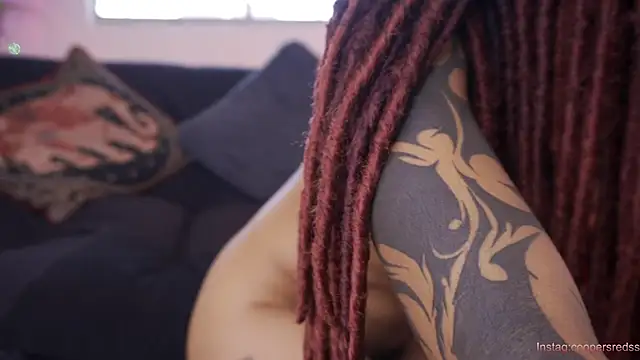 Snapshot of Cooper-Reds chatting on February 22, 7:36 pm Cooper-Reds online show from February 22, 7:36 pm