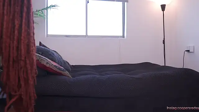 Snapshot of Cooper-Reds chatting on March 9, 4:55 pm Cooper-Reds online show from March 9, 4:55 pm