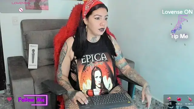 julianne stoone online show from September 18, 2:52 pm