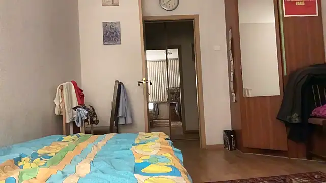 Lamonteik online show from February 13, 9:00 pm