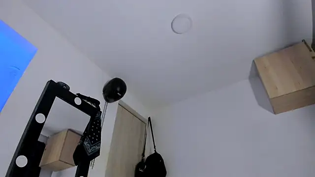 Samuel Suarez online show from October 7, 4:42 am