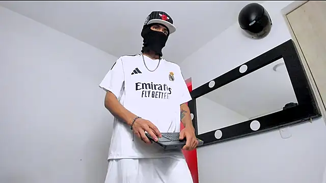 Samuel Suarez online show from May 15, 11:23 pm