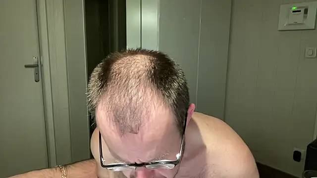 FABIOGLASSES online show from May 6, 7:52 pm