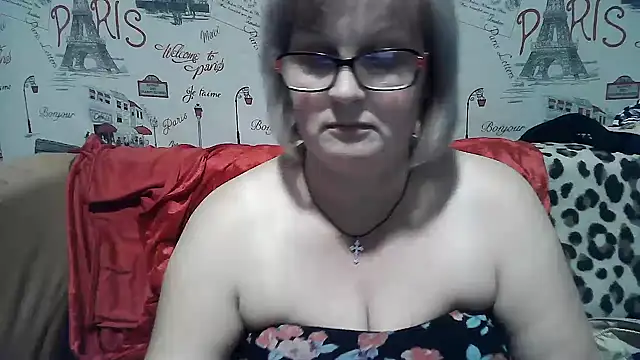 Snapshot of Gina_Marlyn chatting on December 24, 10:28 pm Gina Marlyn online show from December 24, 10:28 pm
