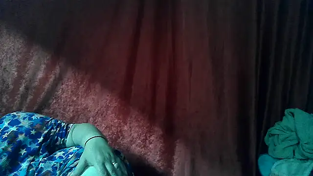 Gina Marlyn online show from May 3, 7:53 pm