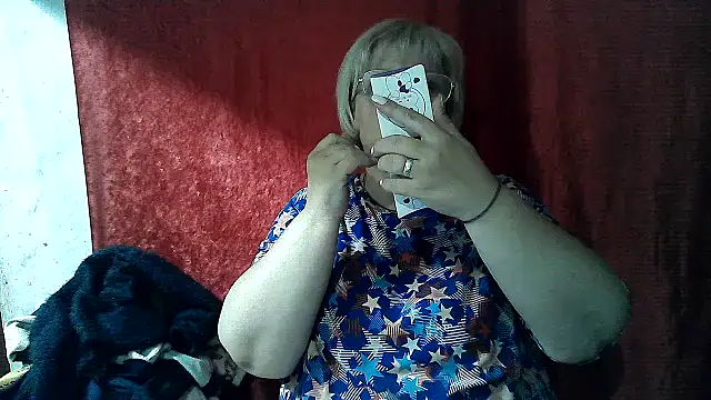 Gina Marlyn online show from May 6, 7:30 pm