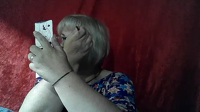 Gina Marlyn online show from May 13, 8:16 pm