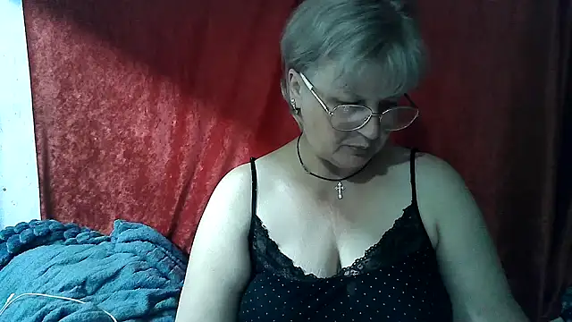Gina Marlyn online show from May 18, 8:03 pm
