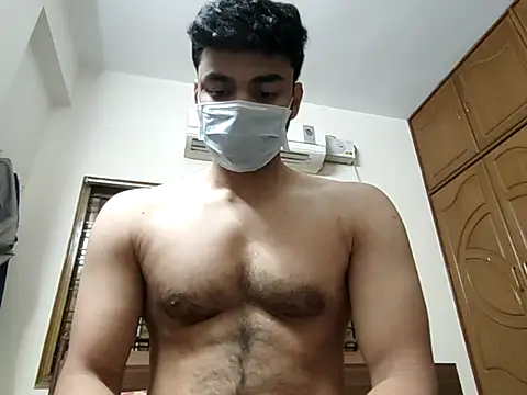 Snapshot of sukku3 chatting on December 18, 12:11 pm sukku3 online show from December 18, 12:11 pm