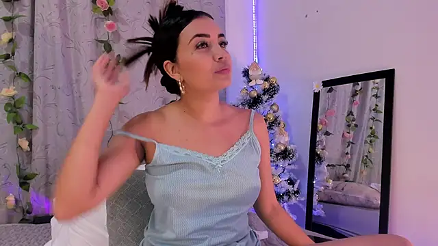 Snapshot of aisha_es chatting on December 14, 12:12 pm aisha es online show from December 14, 12:12 pm