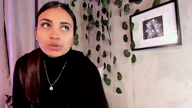 Snapshot of aisha_es chatting on February 25, 11:22 pm aisha es online show from February 25, 11:22 pm