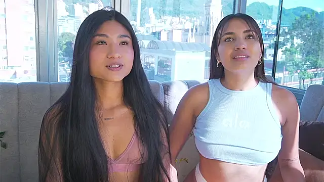 Snapshot of aisha_es chatting on September 13, 9:03 pm aisha es online show from September 13, 9:03 pm