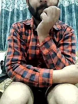 Snapshot of Cute_Kamasutra_boy chatting on January 11, 2:22 pm Cute Kamasutra boy online show from January 11, 2:22 pm