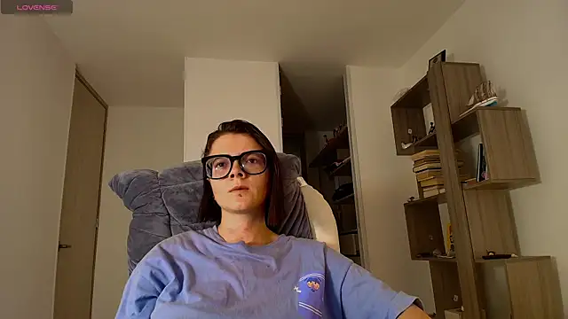 Arya starrk online show from October 4, 2:26 pm