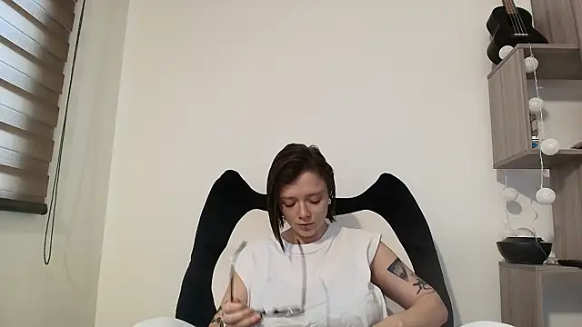 Snapshot of Arya_starrk chatting on March 5, 2:02 pm Arya starrk online show from March 5, 2:02 pm