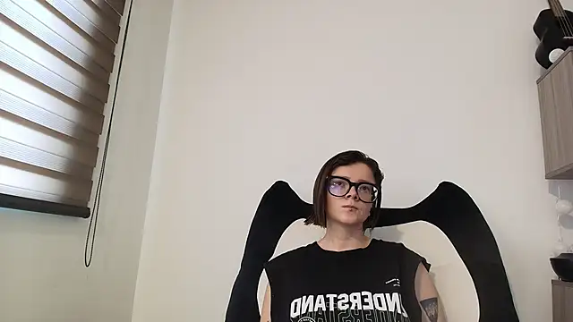 Snapshot of Arya_starrk chatting on March 6, 2:46 pm Arya starrk online show from March 6, 2:46 pm