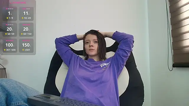 Snapshot of Arya_starrk chatting on May 12, 2:03 pm Arya starrk online show from May 12, 2:03 pm