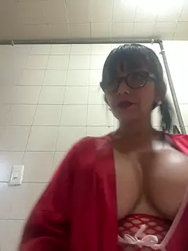 kelly dirty  online show from February 25, 11:44 pm