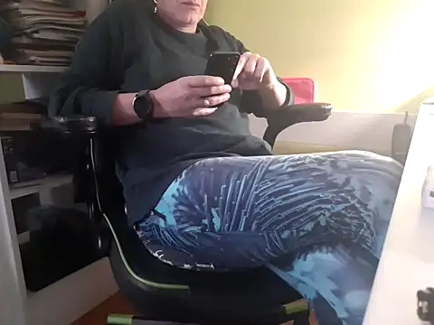 feathersify online show from October 29, 8:38 am