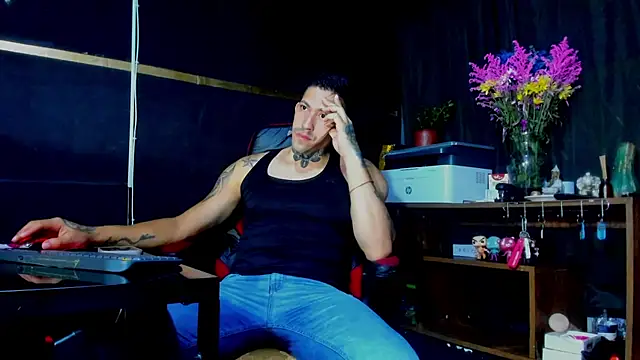 Snapshot of yeckodream chatting on May 5, 4:20 am yeckodream online show from May 5, 4:20 am