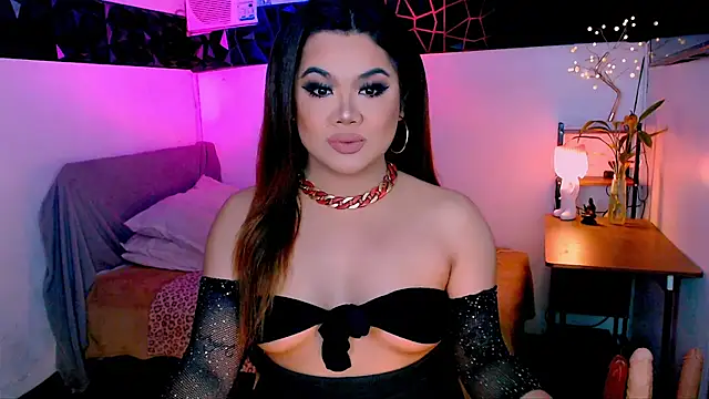 Snapshot of asiankatyhuge chatting on October 13, 12:21 am asiankatyhuge online show from October 13, 12:21 am