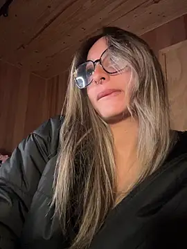 AliceStone19 online show from May 18, 5:52 pm