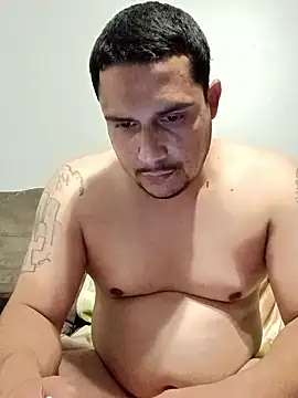 Snapshot of thickcocklatino chatting on April 20, 8:10 pm thickcocklatino online show from April 20, 8:10 pm
