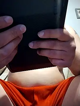 Snapshot of thickcocklatino chatting on May 12, 8:50 pm thickcocklatino online show from May 12, 8:50 pm
