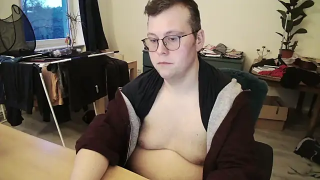 Snapshot of chubbysmallcock@xh chatting on February 14, 4:15 pm chubbysmallcockxh online show from February 14, 4:15 pm